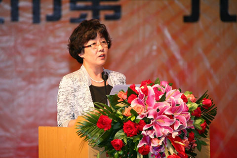 北京市第一六六中学校长——王蕾