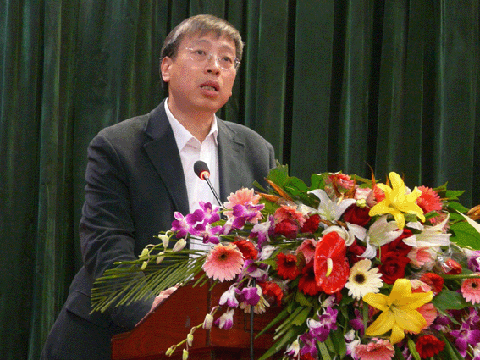 北京市广渠门中学校长——吴甡