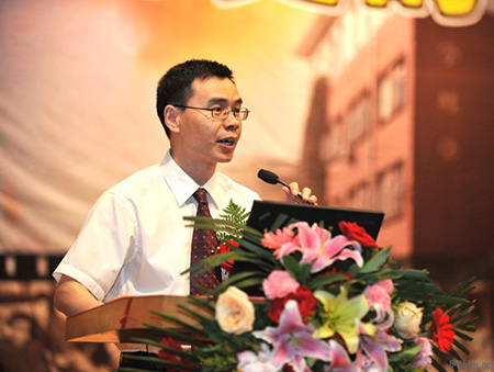 北京市丰台第二中学校长——王志江