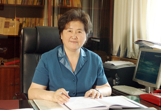 北京市第十二中学校长——李有毅